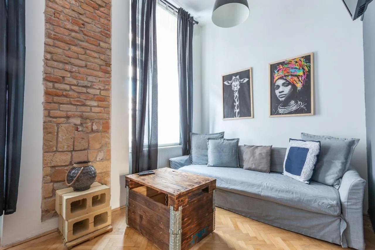 Hedonist Lodge 1 Budapest